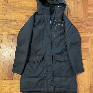Columbia Black Ski Jacket with Hood and Insulation